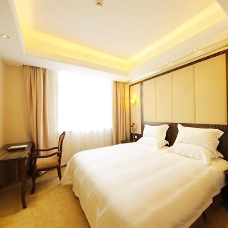 Greentree Inn Shanghai West Huaxia Road Metro Station Express Hotel Exterior foto