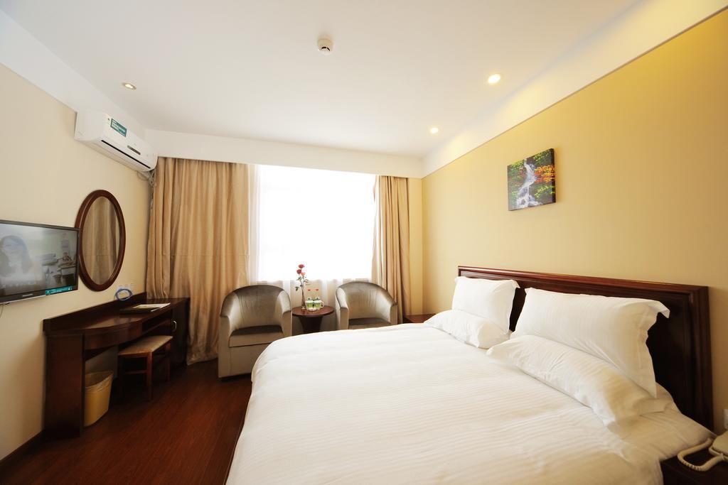 Greentree Inn Shanghai West Huaxia Road Metro Station Express Hotel Habitación foto