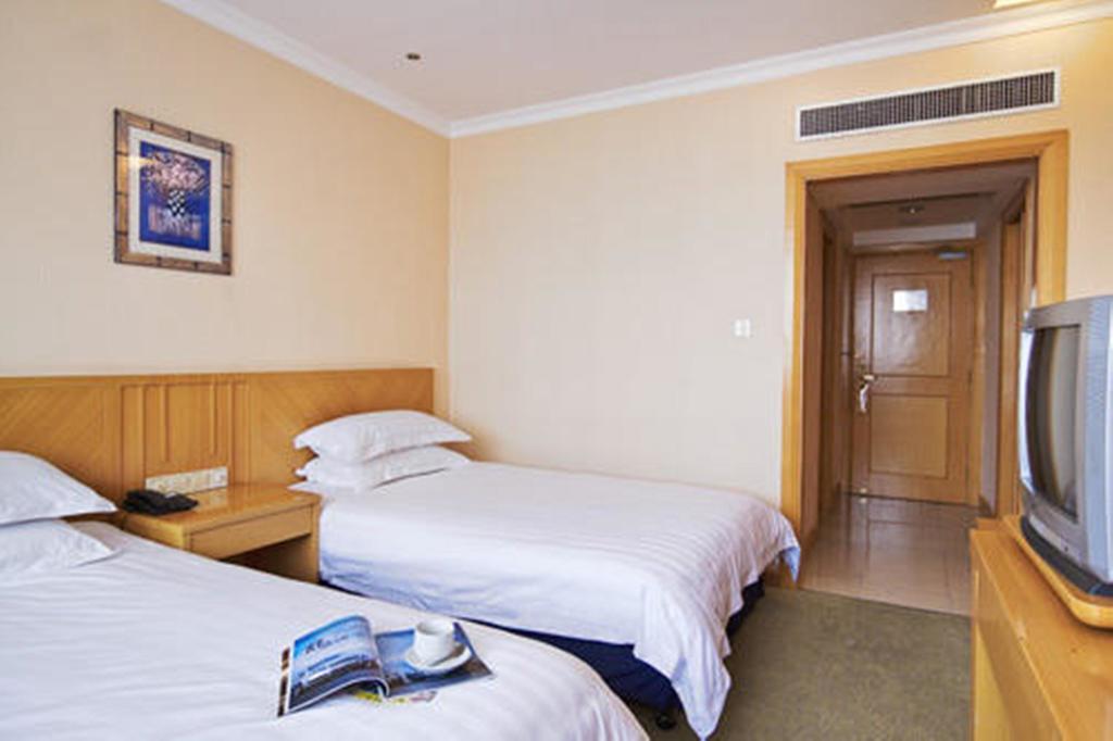 Greentree Inn Shanghai West Huaxia Road Metro Station Express Hotel Exterior foto